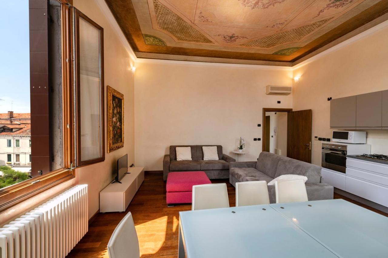 Doge Morosini Palace By Wonderful Italy Venice Exterior photo